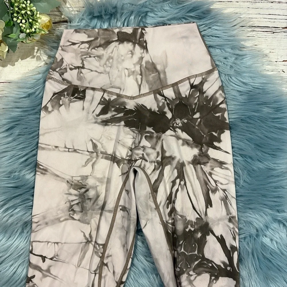 Balance Athletica Vitality Oasis OG Legging, Marble Print - Picture 5 of 10